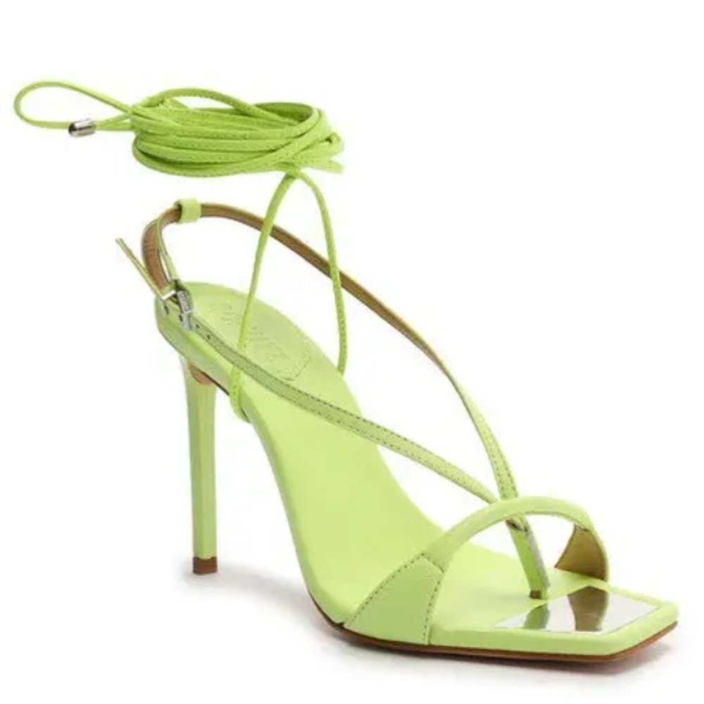 Schutz Vikki Leather Sandal Size 5.5 New